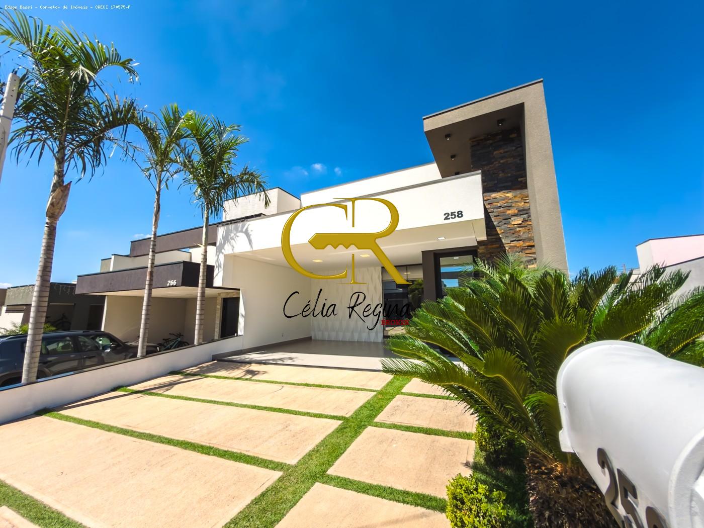 Casa em Condom�nio