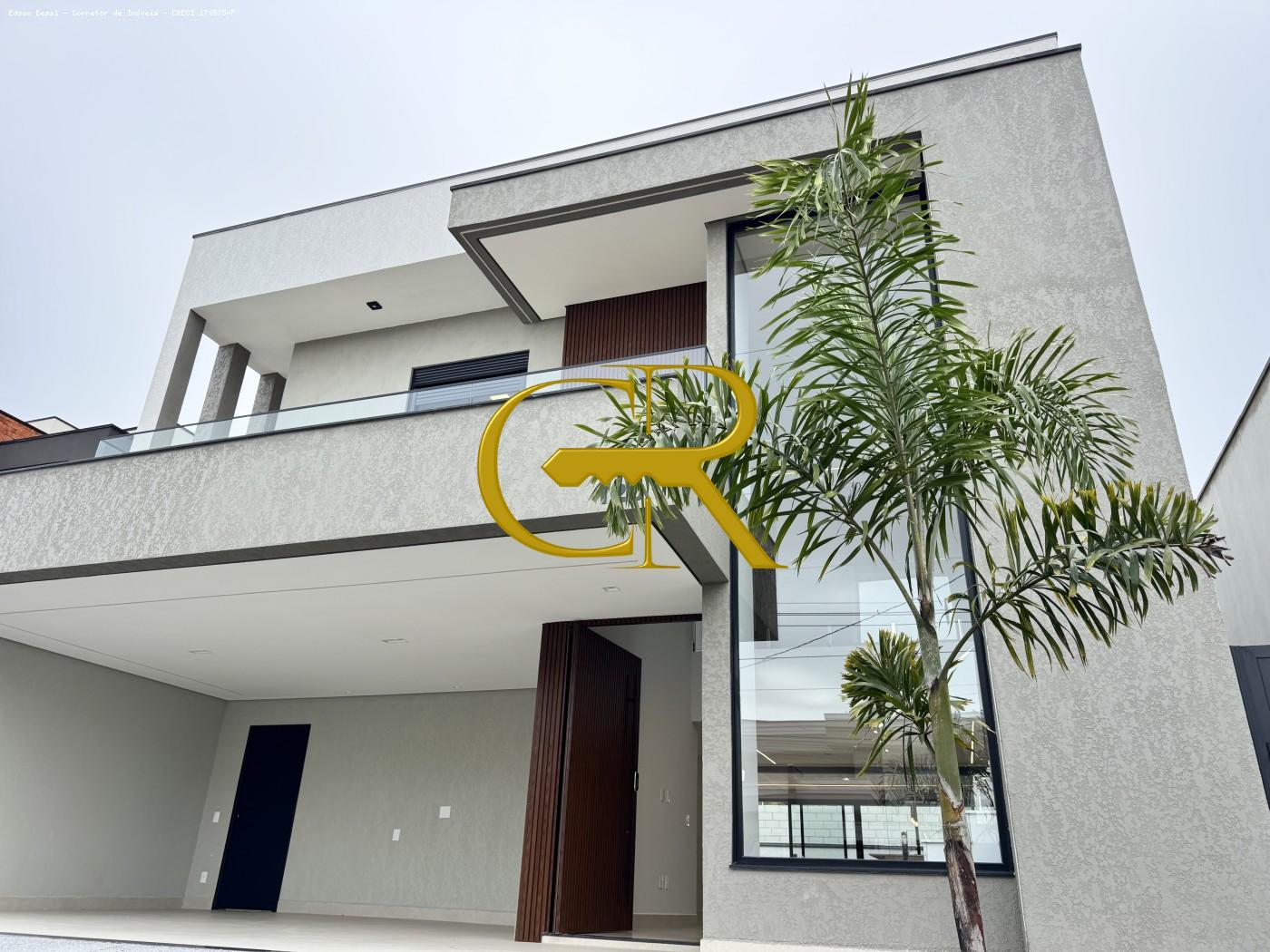 Casa em Condom�nio